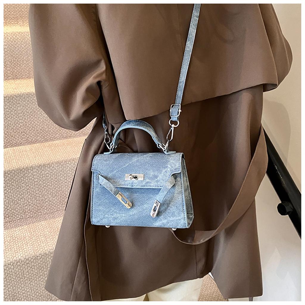 Retro Commuter Texture Lock Buckle Gentle Temperament Handbag Versatile Crossbody Lock Buckle Bag