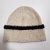 Rote Wollmütze: Unisex Wintermode, Warm & Vielseitig