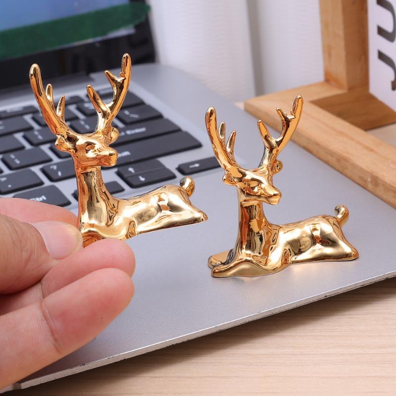 Bilsimulering Gullhjortstatue Skandinavisk stil Mini hjort Bilpynt Midtkonsoll Bakspeildekorasjon