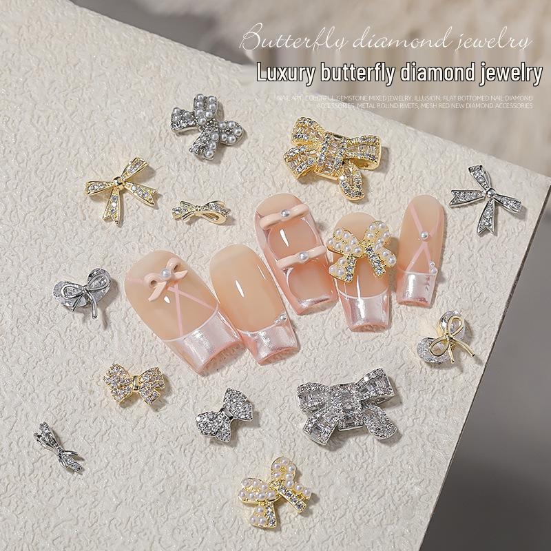

2024 Luxury Sparkly Bow and Pearl Nail Rhinestone Decorations