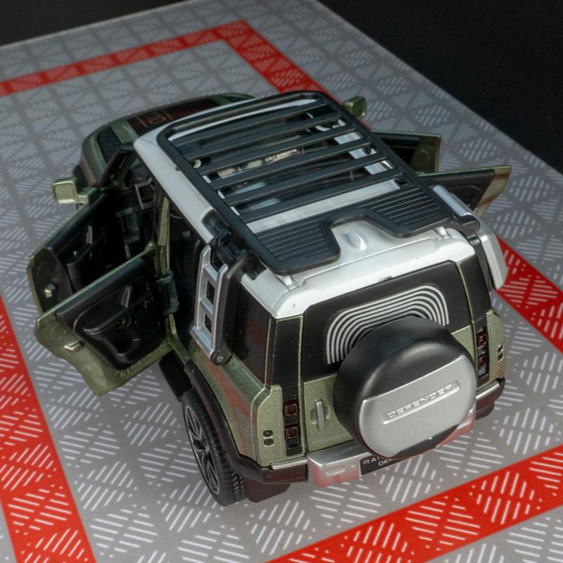 Qiyi Q3002A Off-Road Alloy Vehicle Model - Sound, Light, Pull-Back, Openable Doors - Kids' Toy Car