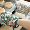 1Pc Insulated Glove Hanging Ring High Temperature Resistance Heart-shaped Hand Clip Insulation Pad for Bakery Shop