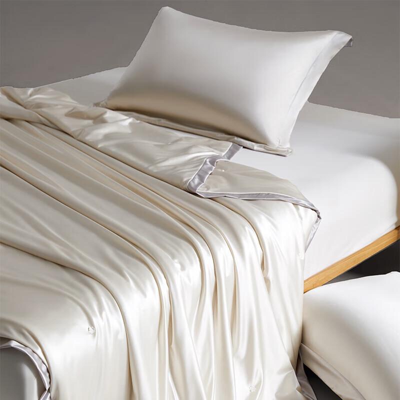 Luxury Mulberry Silk Duvet