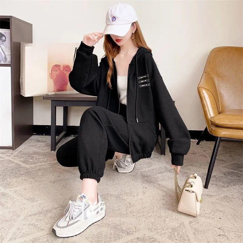 Sportliches zweiteiliges Anzug für Damen im Frühling und Herbst Koreanischer Stil Locker Mode Sweatshirt Jacke Lässiger Cardigan für Studenten