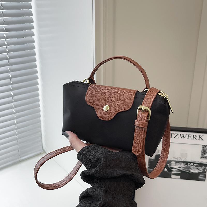 Niche machine bag nylon cloth portable dumpling bag new shoulder crossbody small bag hand change bag tide
