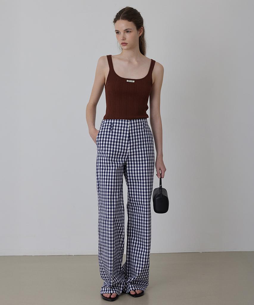Kwinseulaebis Clean-Cut Cotton Tuck Low-Waist Pants_Navy_2Colors