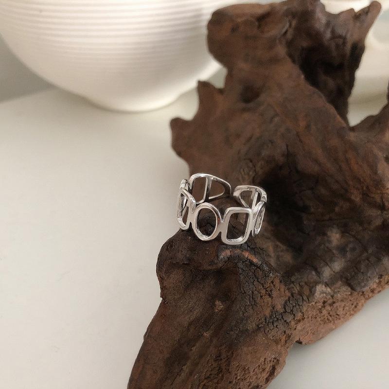 Korean Retro Geometric Chain Ring: Women s Fashionable Patchwork Index Finger Jewelry Adjustable Open