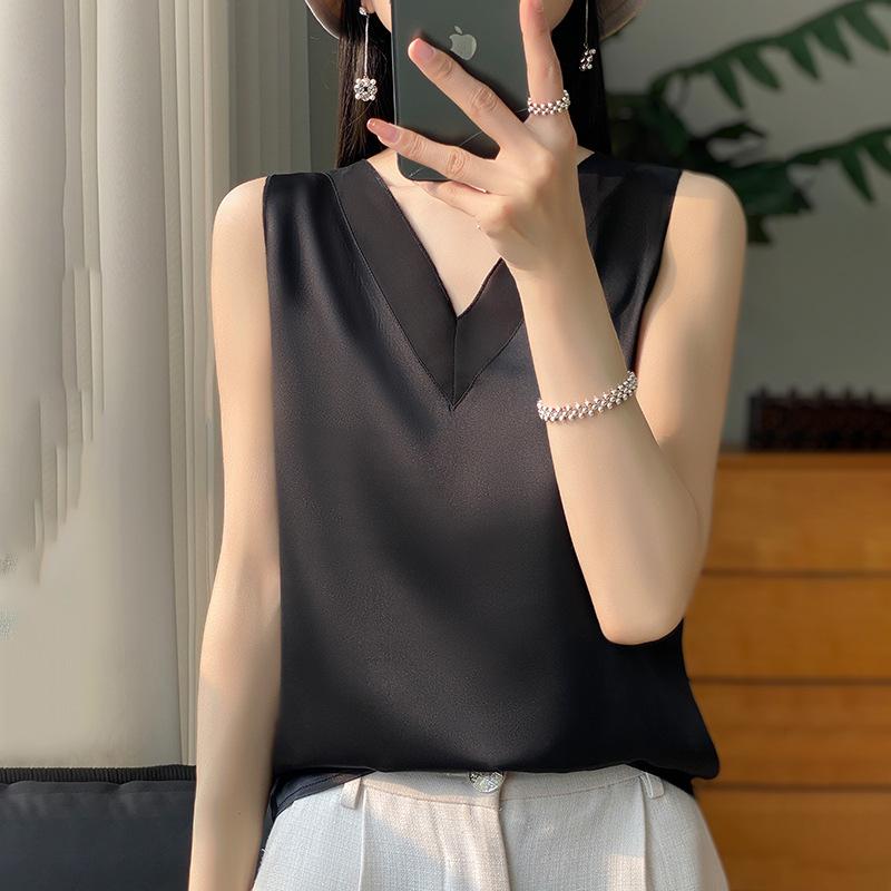 

Высококачественная атласная майка-камисоль без рукавов с V-образным вырезом для женщин XXL (60-65 kg)