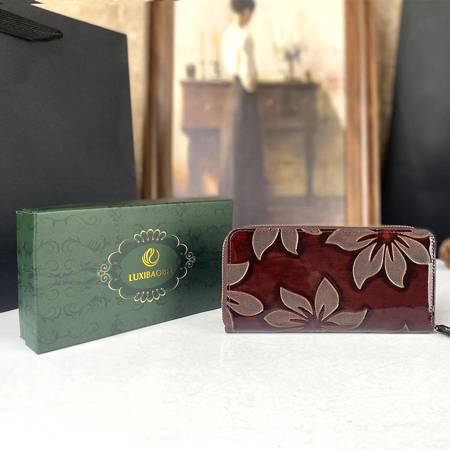 

Retro Bright Leather Women S Wallet Card Bag Engraved Multi-Card Position Trendy Long Wallet Fashionable Embossing