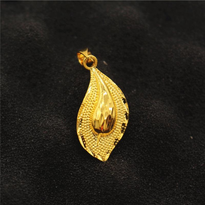 Halskette mit Wassertropfen- und Herzblumenanhänger aus vergoldetem Messing für Damen