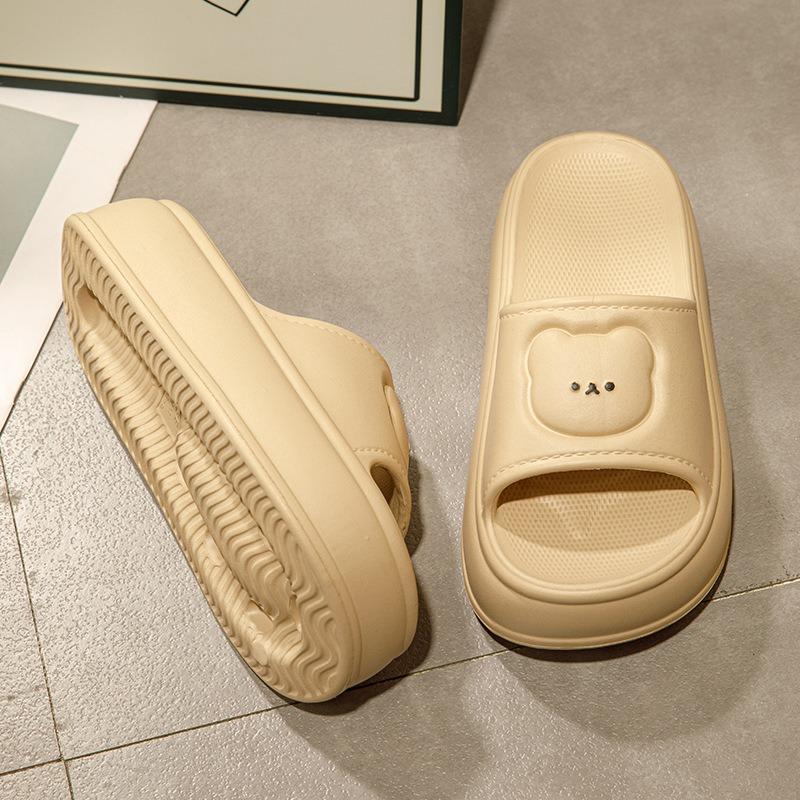 Vnější pantofle s tlustou podrážkou dámské letní roztomilý medvěd protiskluzové kreslené vnitřní zvyšující výšku chladivé pantofle