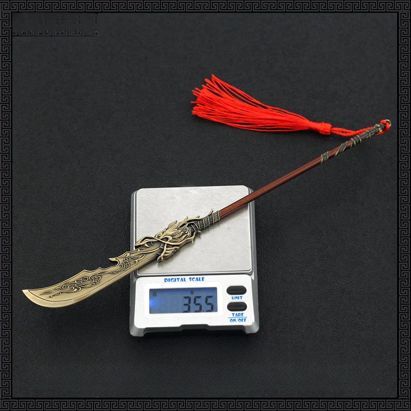 22cm Dragon Crescent Inspired Decorative Metal Art Figurine Chinese Legend Guan Yu Cultural Collectible Display Gift for Home