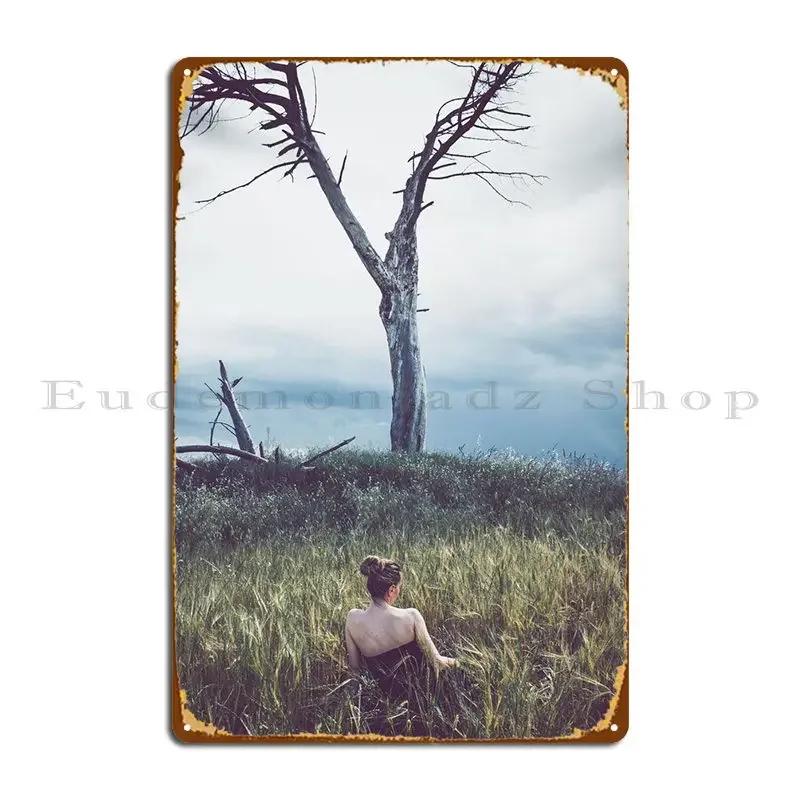 The Girl And The Tree Metal Signs Bar Vintage Garage Create Garage Tin Sign Poster