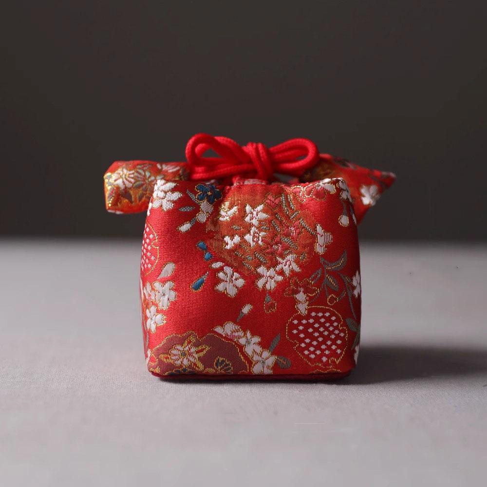 

Портативная дорожная сумка для чашек на шнурке, японский стиль, хлопчатобумажная ткань, органайзер для чашек, сумка для хранения из бархатной ткани S 8X8CM