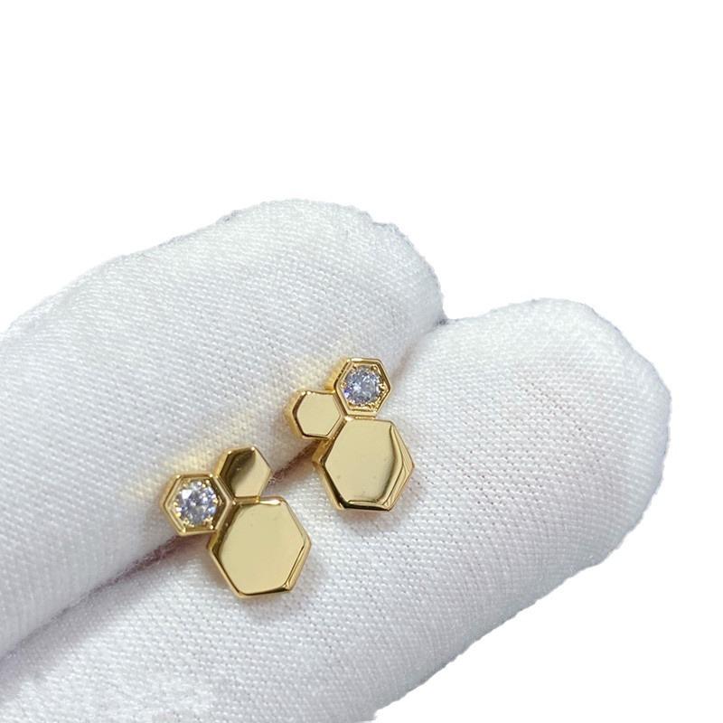 Shangmei 18K Gold Plated Honeycomb Diamond Stud Earrings - Exquisite, Non-Fading Craftsmanship.