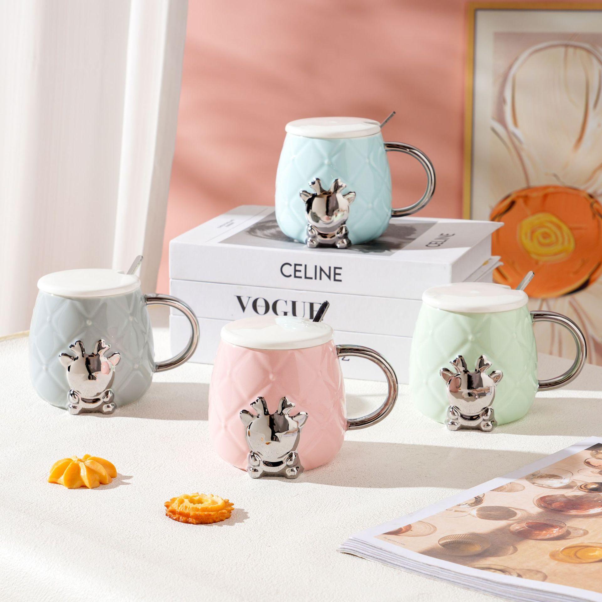 

Дом Милая кружка с оленем с крышкой и ложкой, керамическая чашка, мультяшная чашка для воды высокой ценности, чашка для маленькой девочки, термостойкая чашка 420ML