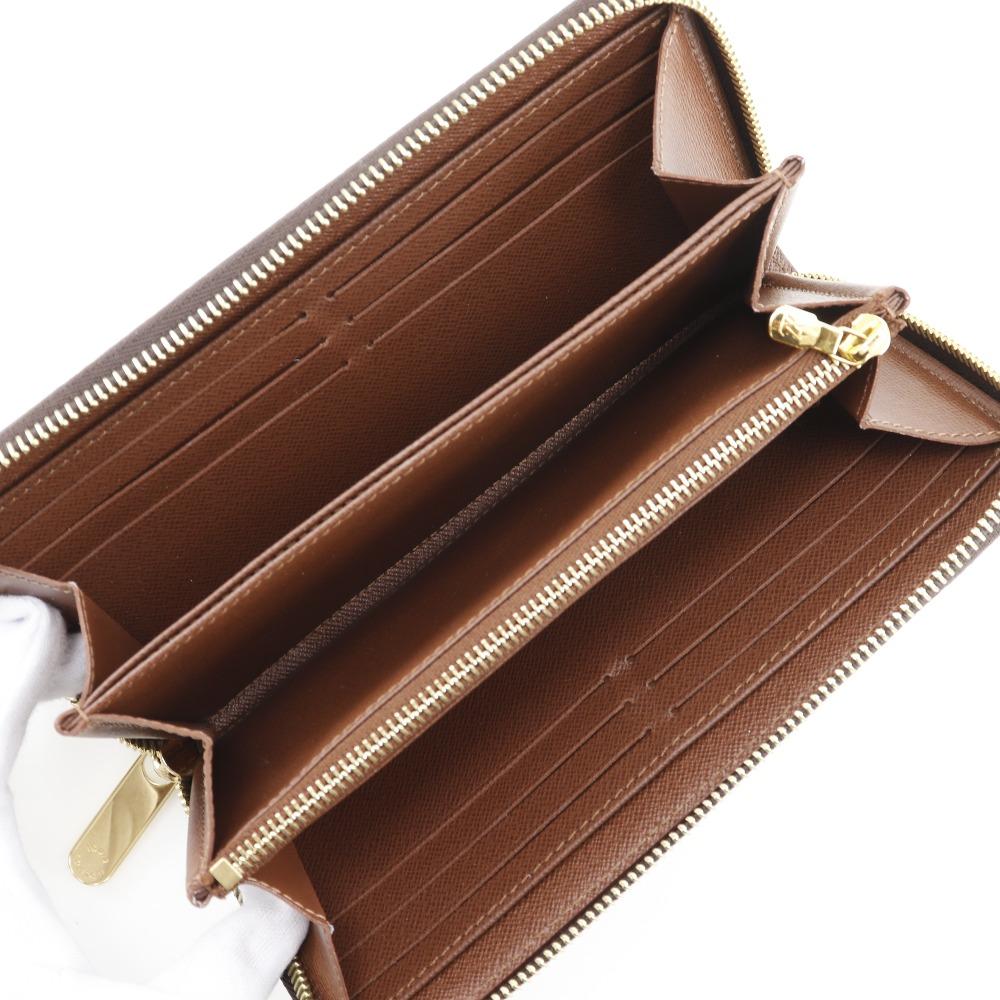 LOUIS VUITTON Zippy wallet Purse M42616 Brown Monogram canvas unisex Used