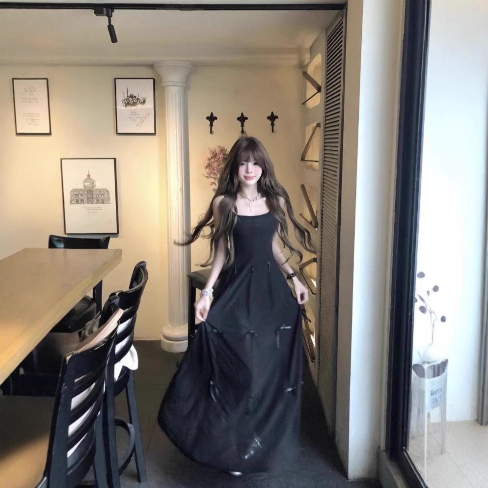 Versatile Blue Spaghetti Strap Dress: Sweet & Spicy Waist-Cinching A-Line Summer Design