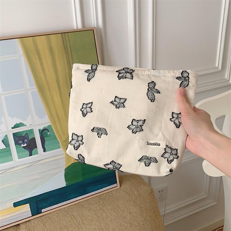 Large Capacity Butterfly Texture Cosmetic Bag Floral Striped Cloth Travel Portable Storage Bag StyleB