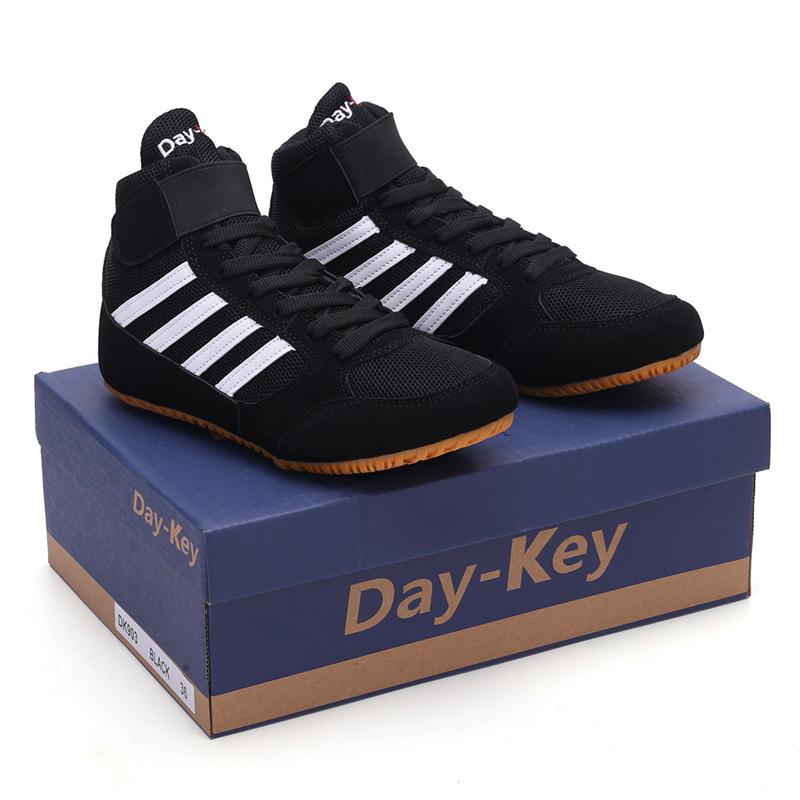 Men Wrestling Shoes Original Professional Boxing Shoes Women Breathable Weightlifting Adult Sneakers Training Wrestling Boots