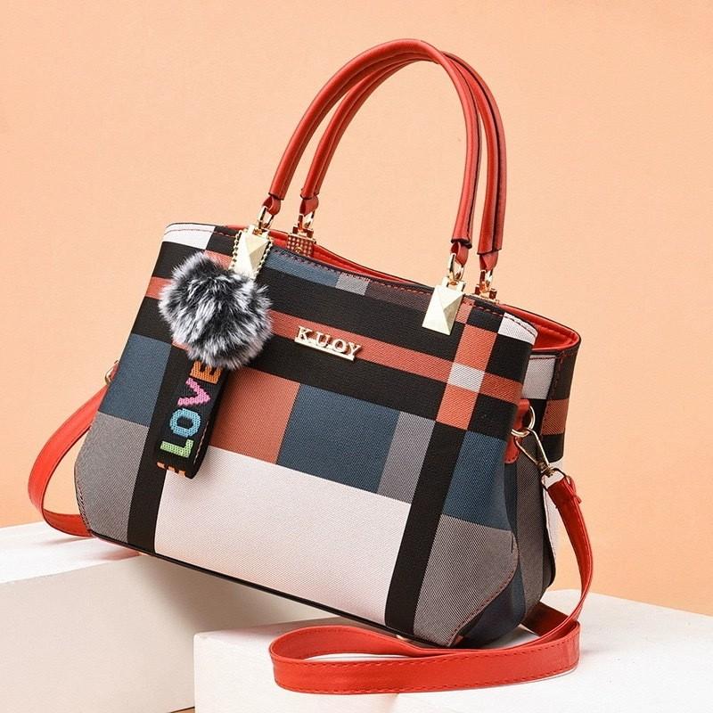 Fashionable Female Handbag With Large Capacity And Inner Zipper Pockets For Daily Carry