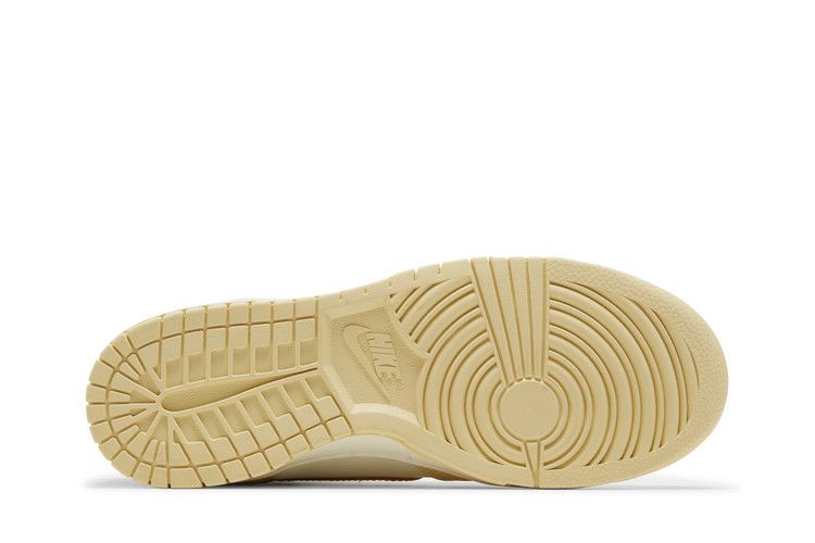 Nike Wmns Dunk High 'Pale Vanilla Topaz'