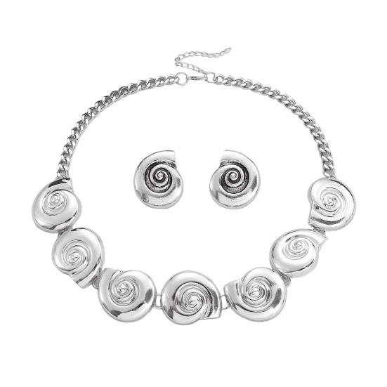 Necklace Earrings Set Exaggerated Snail Pendant And Earrings with Metallic Luster Bohemian Summer Party Jewelry for Beach Vacation And Party Wear