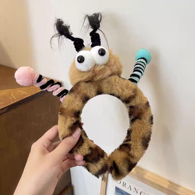Adorable Twist Stick Face Wash Headband 2026 – Fun & Cute Hair Clip Photo Accessory