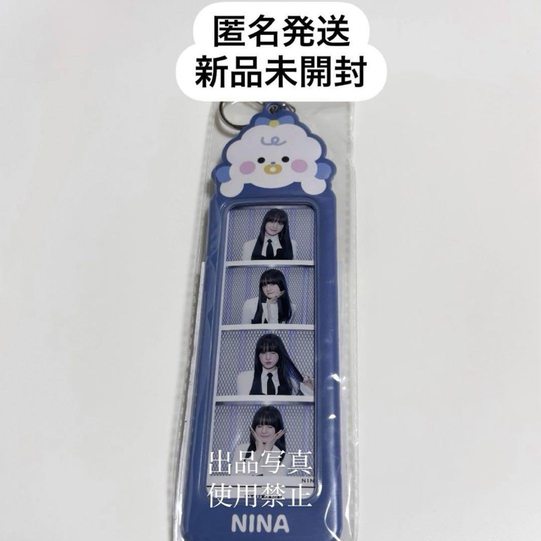 

[Б/У] NiziU Нина Кина Держатель для 4-х фото NIZOO