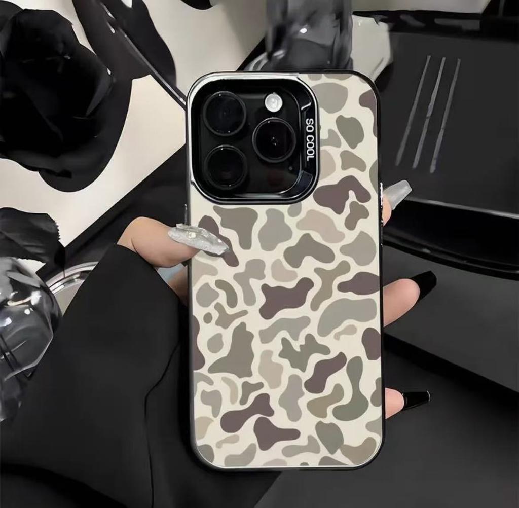 The new camouflage is suitable for iphone17 mobile phone case Apple 16promax/15 personality 14pro13 Europe and America