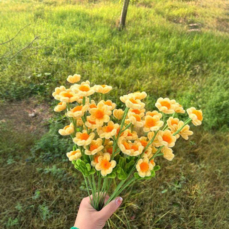 5Pcs Pipe Cleaner Handmade Daisy Flower Home Decor Finished Artificial Chenille Stems Daisy Bouquet