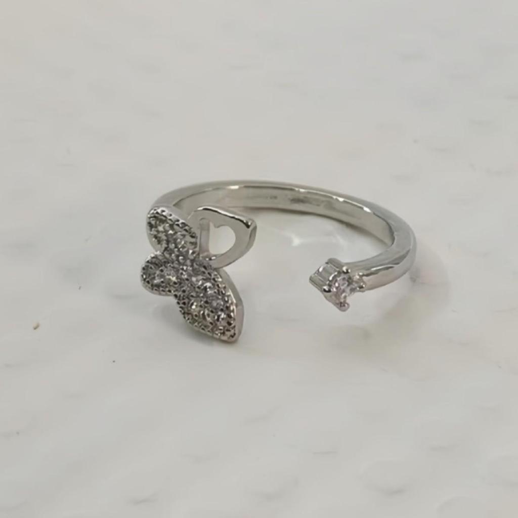 Elegant Butterfly Rhinestone Open Ring