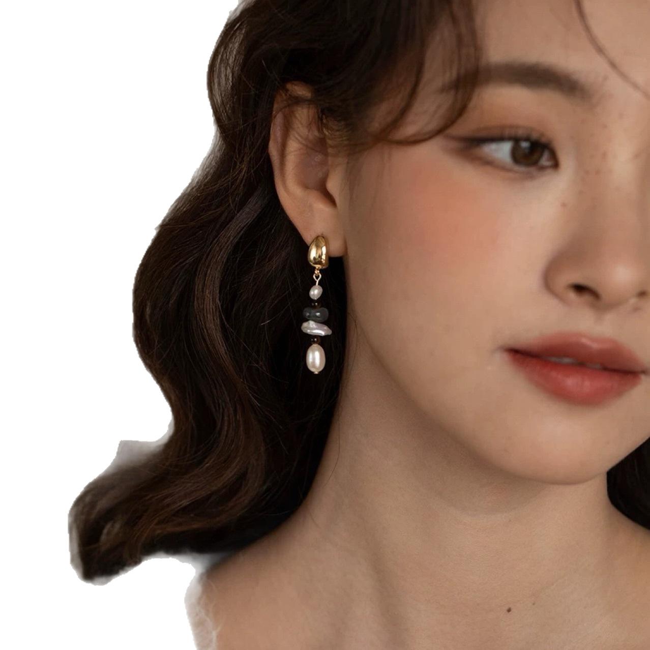 Fineins metal cold wind special-shaped dynamic natural stone baroque pearl splicing beaded stud earrings exquisite niche women Silver needle