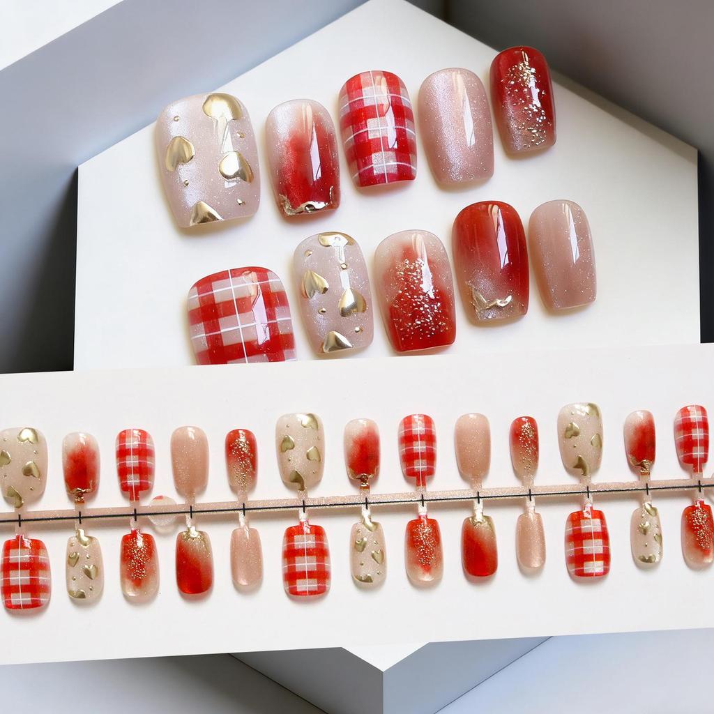 Cat Eye Gold Red Plaid Wearable Nails: Luxury Skin-Whitening Manicure Stickers