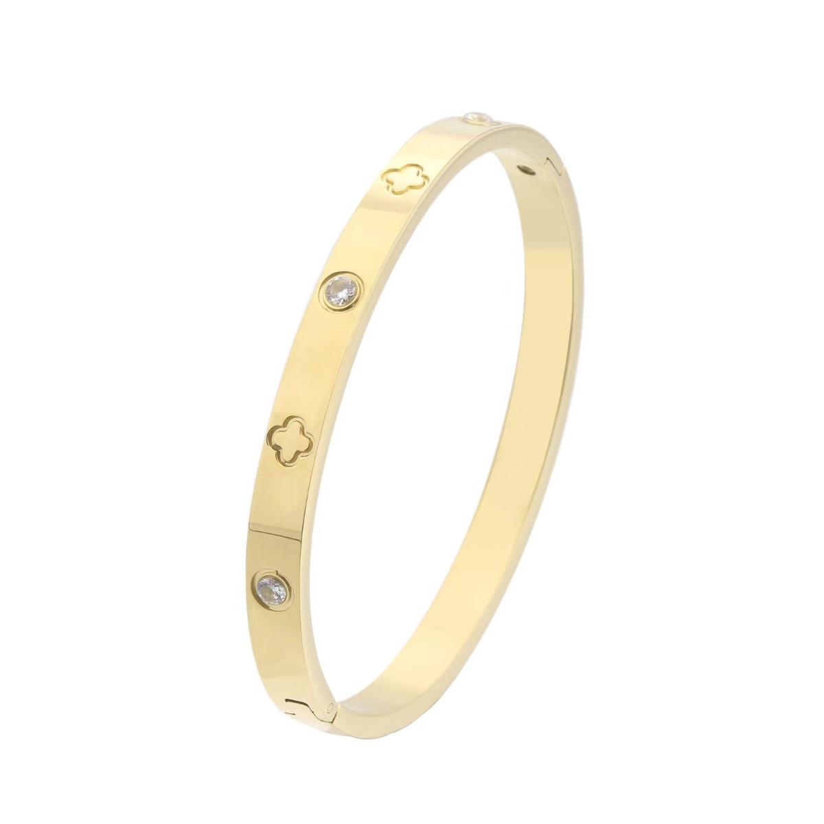 

Новый четырехлистный клеверный титановый стальной браслет для пары Простой элегантный титановый стальной браслет из нержавеющей стали