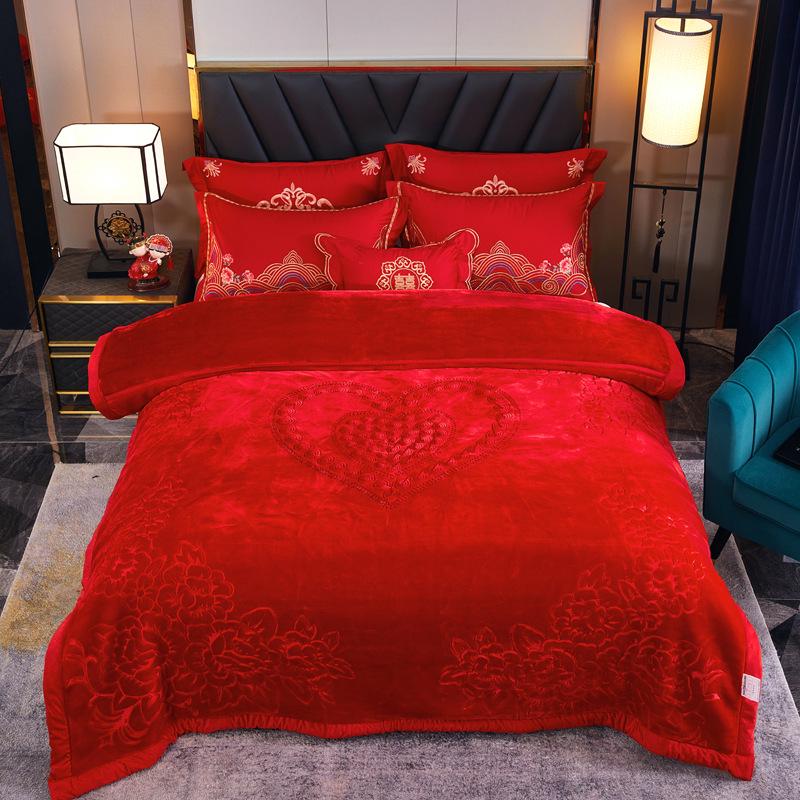 Winter Thickened Raschel Wedding Blanket – Double Layer Quilt for Students & Couples