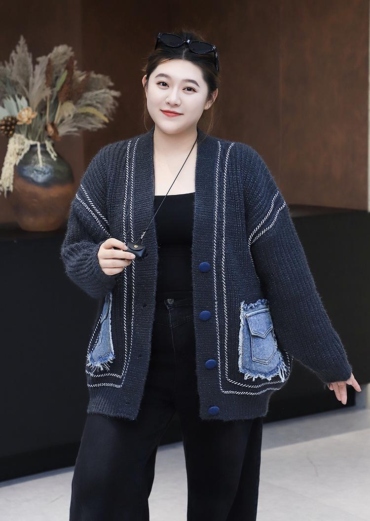 

2025 Autumn/Winter Plus Size Patchwork Knit Cardigan Sweater One Size (Recommended Weight 60-140 kg)