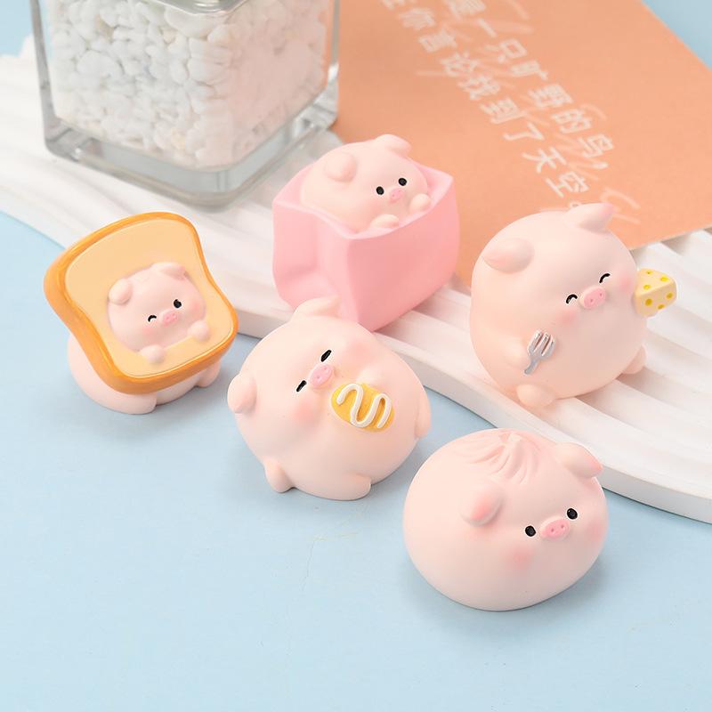 Cute Pig Mini Cartoon Resin DIY Accessories Micro Landscape Desktop Decoration Fun Animal Home Decor Crafts