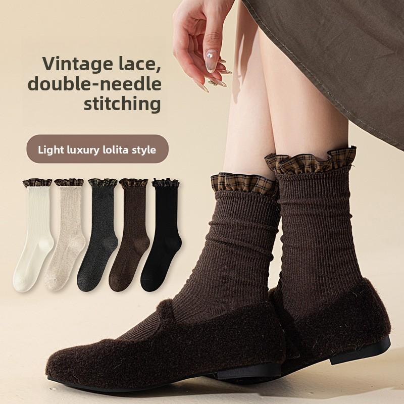 Female Spring and Autumn Lace Sports Deodorant In The Cylinder Stack Socks