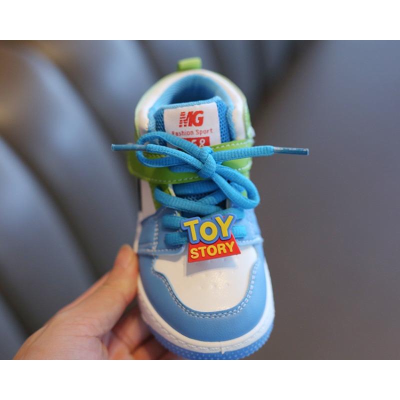 Dziecięce Buty Sportowe - Wiosna/Jesień Wysokie Codzienne Buty do Skate'u dla Chłopców, Odporne na Poślizg Buty do Koszykówki dla Dziewcząt, Buty z Miękką Podeszwą dla Maluchów