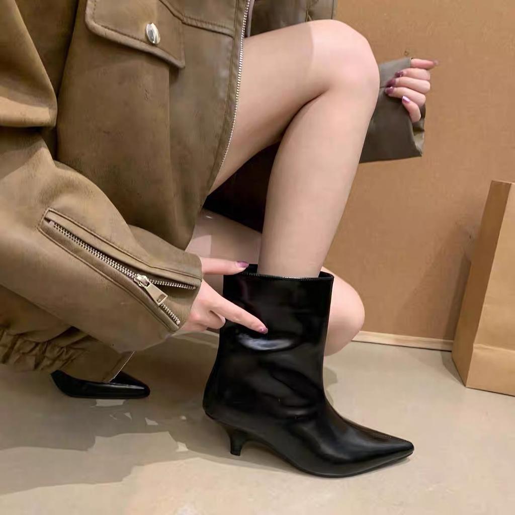 Pointed thin heel casual short boots women's 2025 autumn and winter new versatile temperament fashion boots thin boots high heel boots black