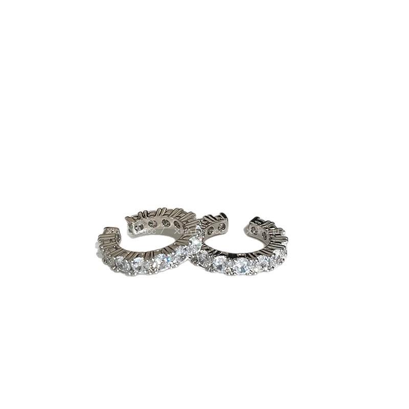 Elegant Zirconia Ear Cuff: No Piercing Needed, 2026 Trendy Design, Luxurious Women's High-End Jewelry
