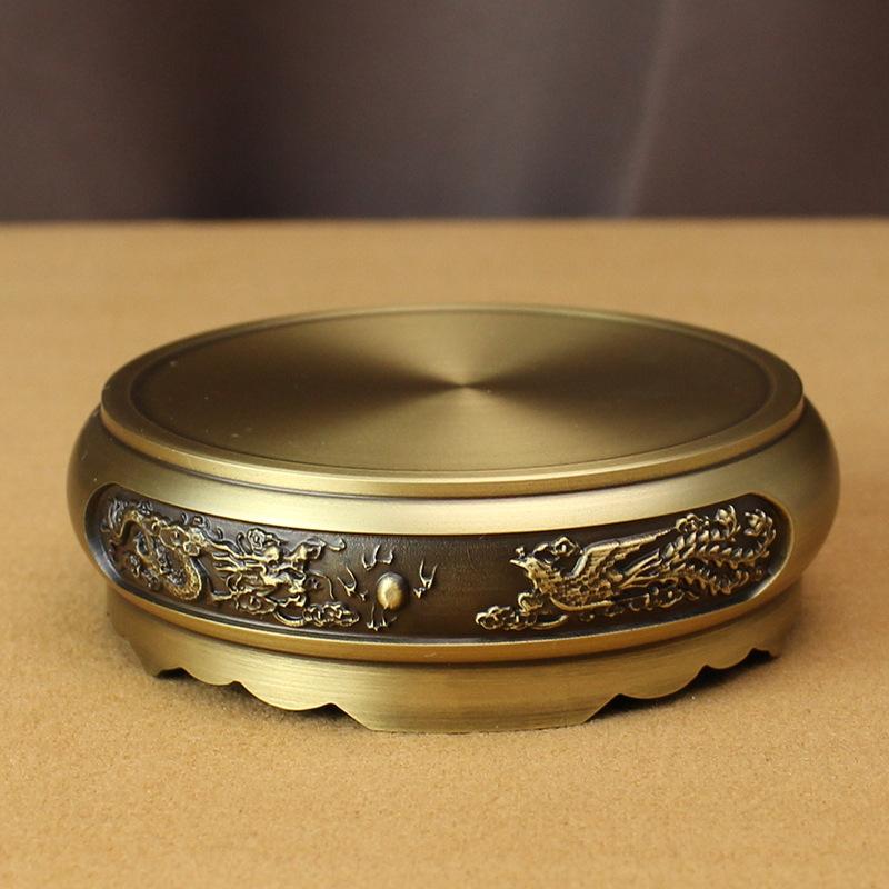 

Латунное основание Латунное ландшафтное основание Китайский ретро-орнамент Домашнее основание с цветком сливы Маленькие медные поделки