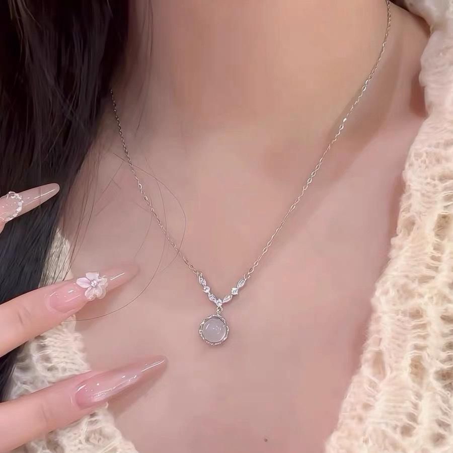 S925 Ice Lychee Water Drop Necklace - Versatile Clavicle Chain, Valentine's Day or Birthday Gift for Women or Best Friends