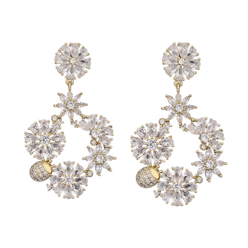 

HECHENG, Zircon Luxury Clear AAA Austrian Zircon Earrings Elegant Flower Stud Earrings For Women Personality Gifts золотой