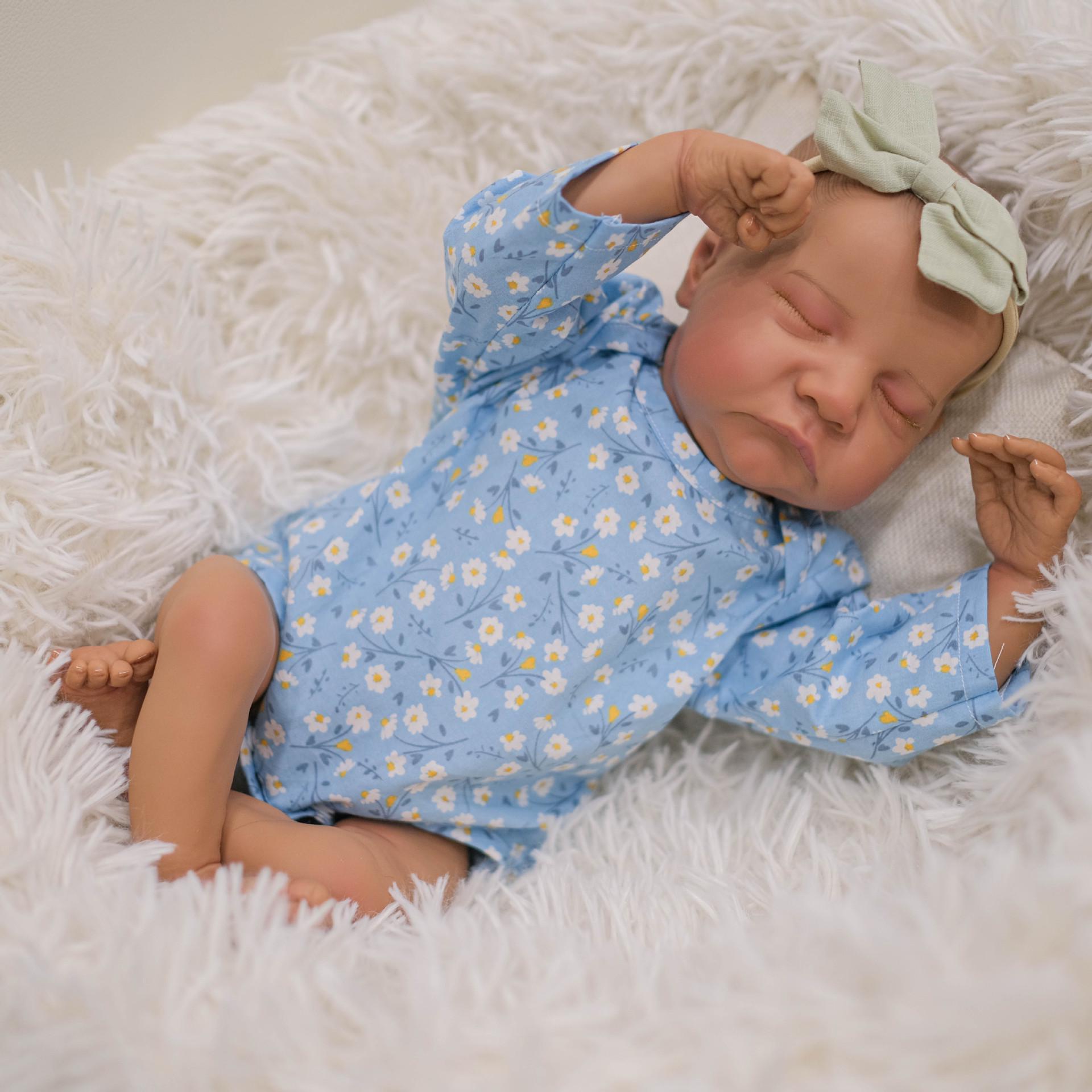 49cm Realistic Baby Reborn Doll - Levi, One-piece Outfit 49 cm