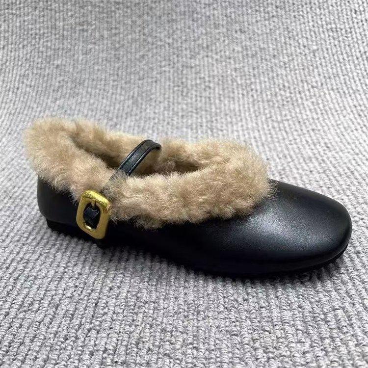 Fleece to keep warm with one pedal, wear small leather shoes outside, women's 2025 winter Doudou shoes, fleece thickened soft-soled fluffy shoes