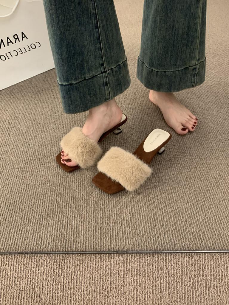 French evening breeze with fluffy slippers for women's outerwear 2025 new kitten and mink hair high-heeled sandals