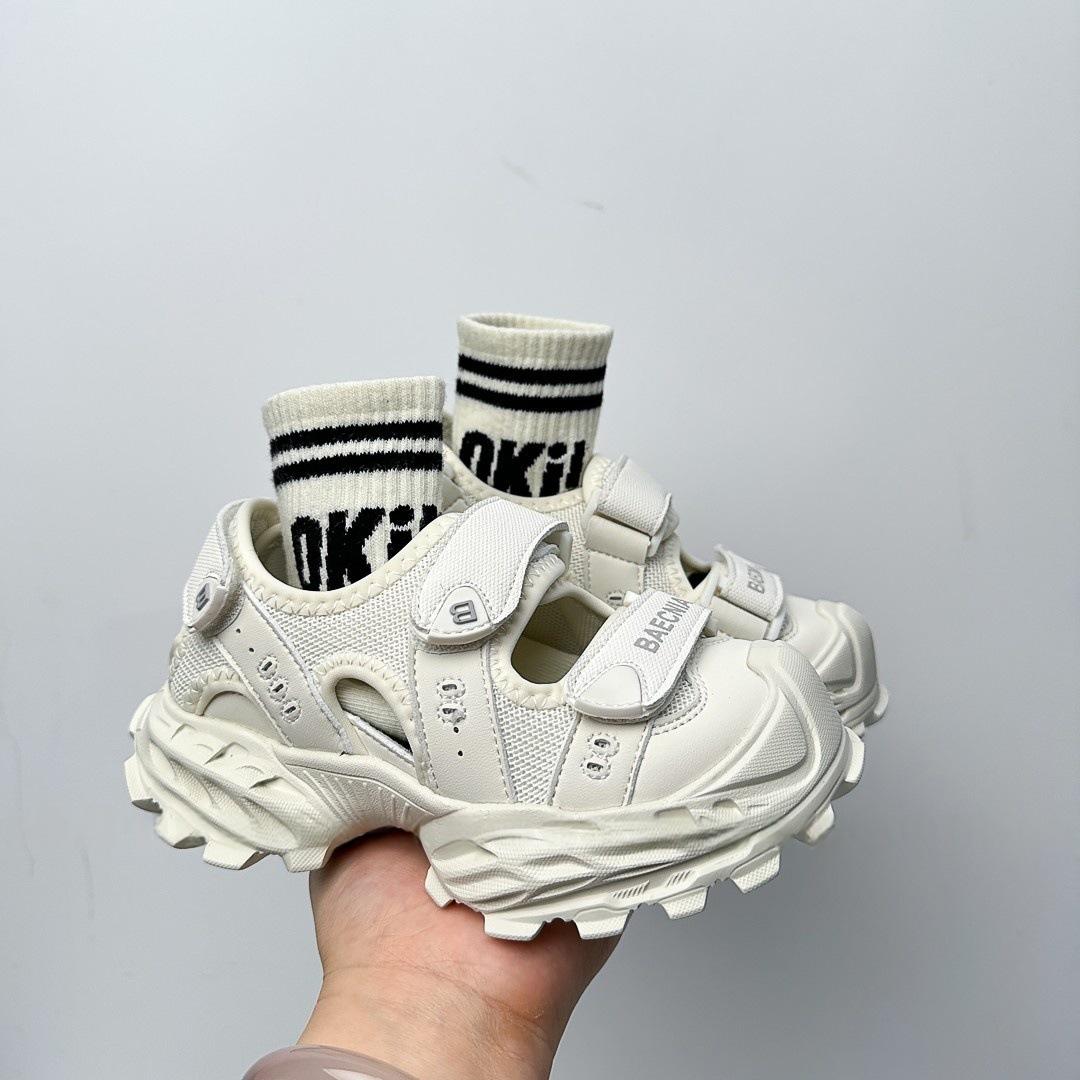 

Children s sports sandals 2025 summer new boys hollow breathable dad shoes trendy girls casual shoes versatile 37