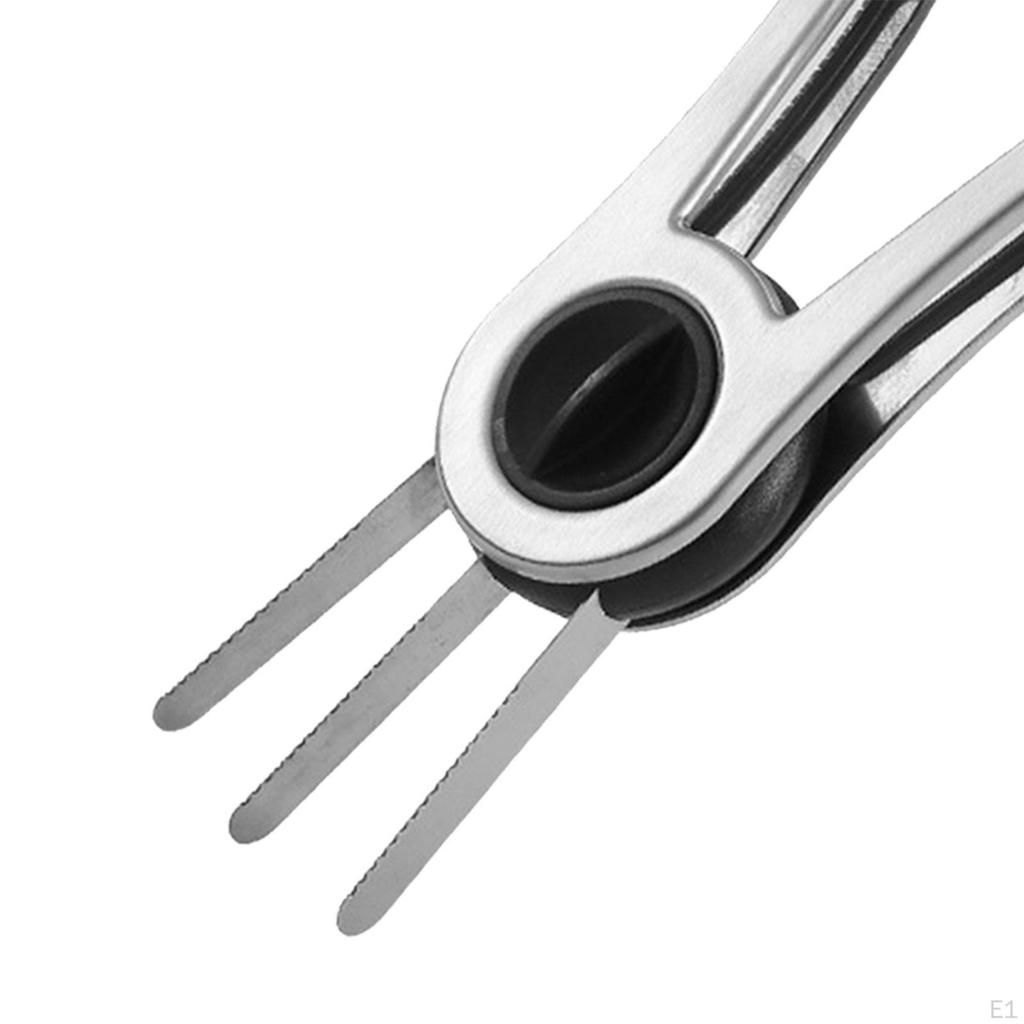 Efficient Mango Slicing Tool with Ergonomic Design